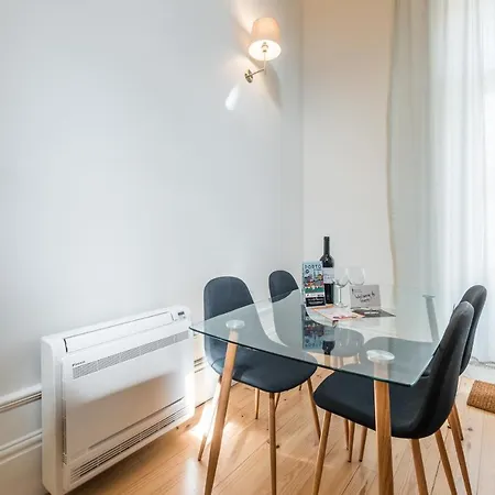 Guestready - Visconde Mezzanine Apartamento Oporto